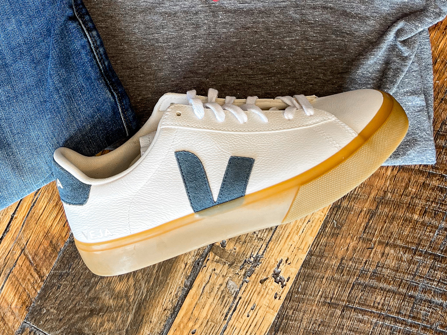 veja shoes for men