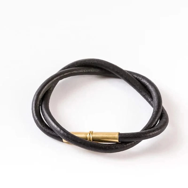 Tres Cuervos Flint double wrap Bracelet with .22 shell magnetic closer in Black leather