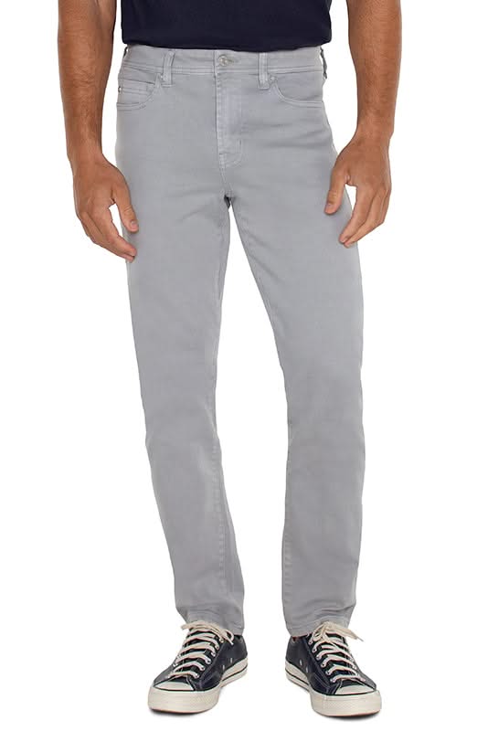 Model wearing Liverpool Regent Relaxed straight fit Denim in the silver mist ( Light Grey) colorway, front view