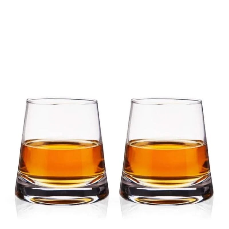 Set of 2 Burke Whiskey Glasses With Whiskey inside