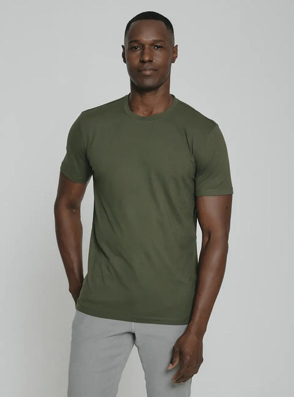7 diamonds core crew neck t-shirt in Olive front view