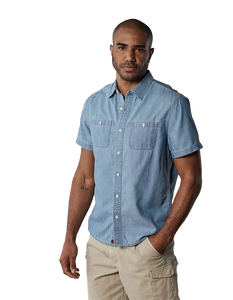 Model Wearing The Normal Brand Chambray Short sleeve shirt, front view