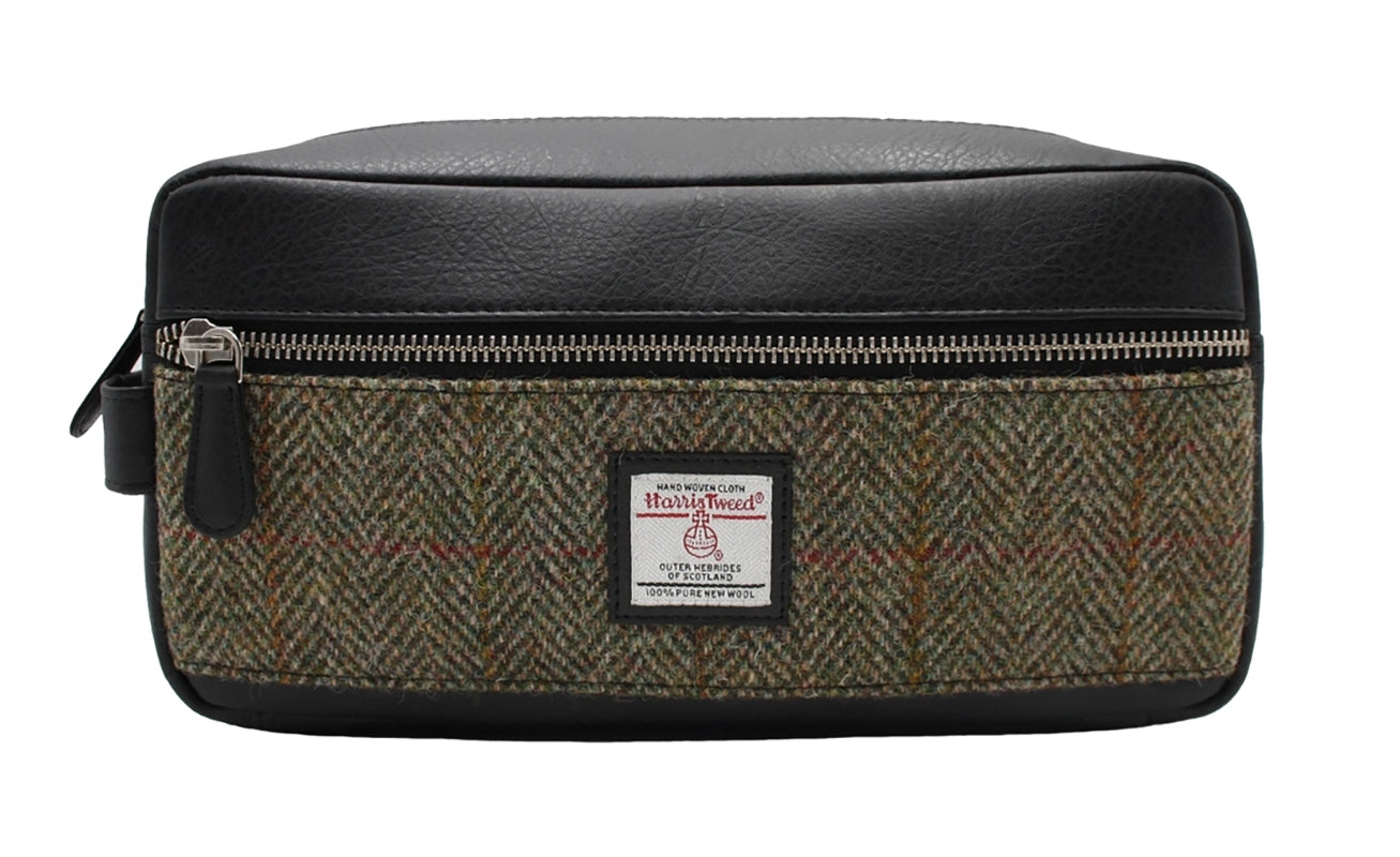 Bronte Moon wash kit / Dopp kit  in Moss green