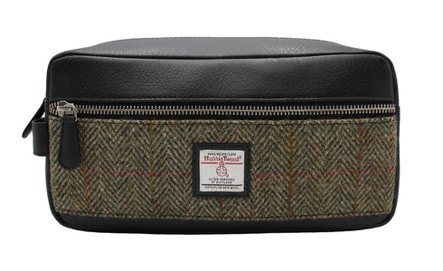 Bronte Moon wash kit / Dopp kit  in Moss green