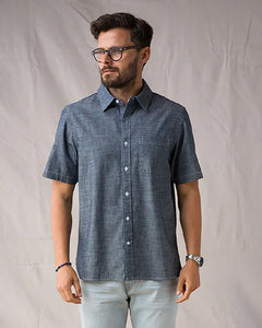 Ace Rivington Short Sleeve Tailored Shirt Indigo Rinse worn on model front view — slim fit indigo chambray men's button-down shirt