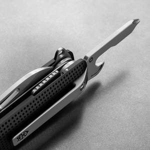 Helton in Black + Stainless with Phillips driver and bottle opener open, detail view
