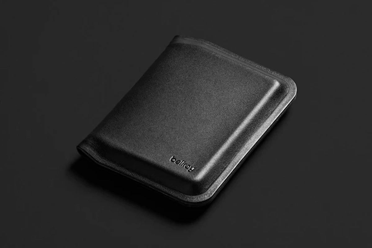 Bellroy apex slim sleeve wallet in black closed view
