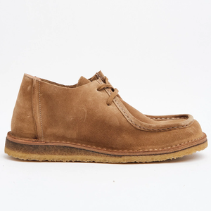 Whiskey suede Beenflex moccasin chukka on a natural crepe sole, side profile, The Simple Man