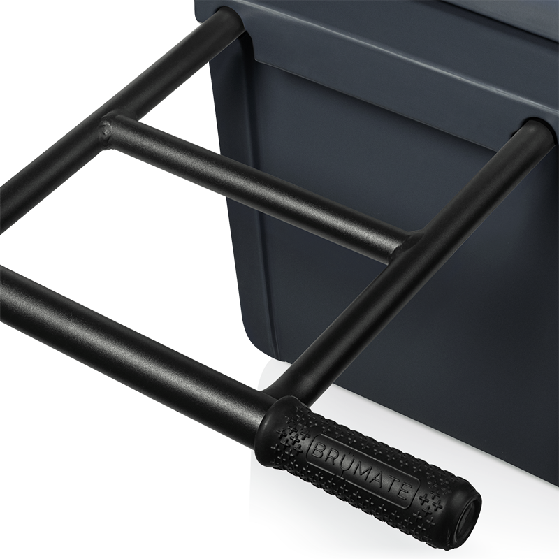 Brümate's brutank all terrain cooler in Nightfall blue