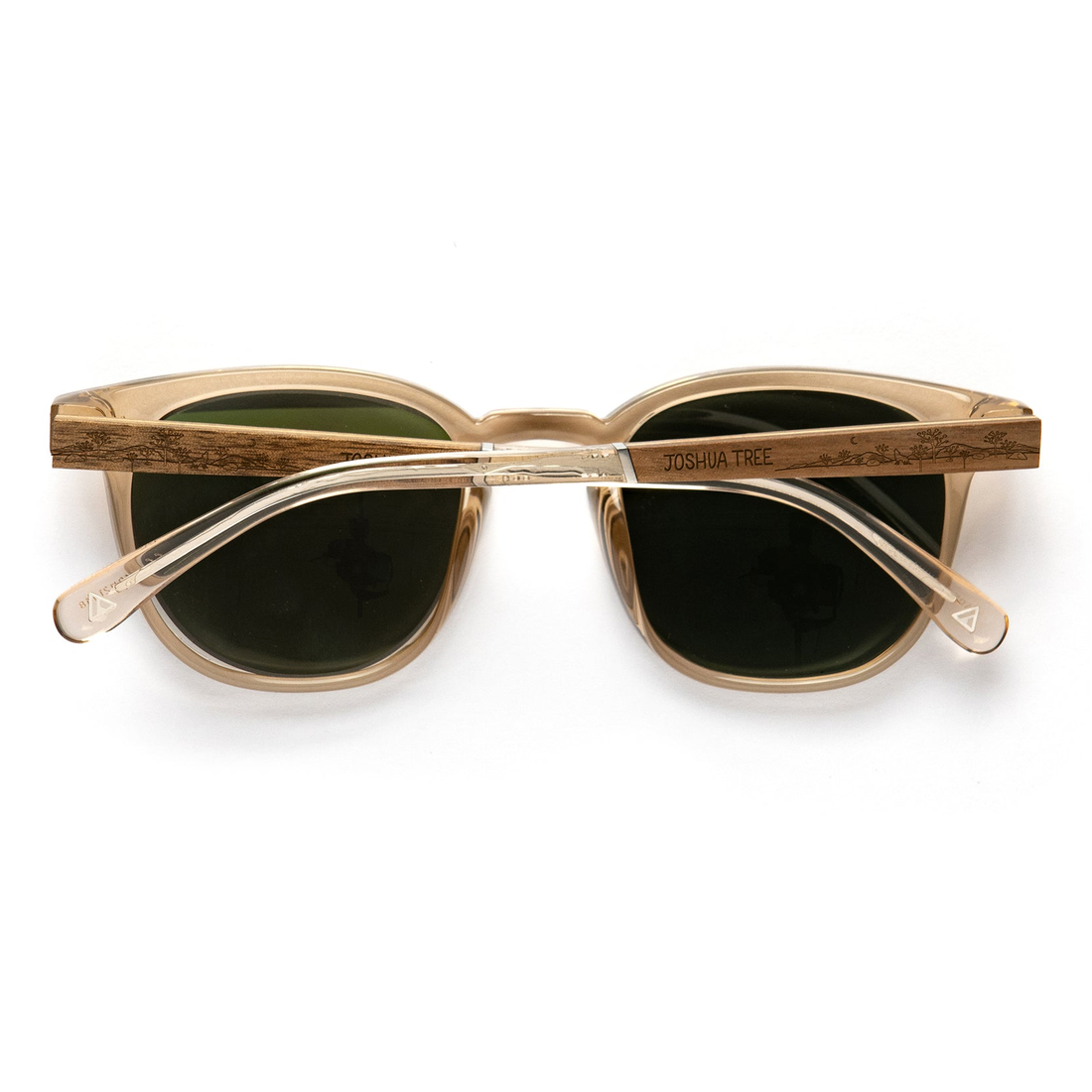 Topo Joshua Tree National Park Edition sunglasses with G15 lenses, open view from above