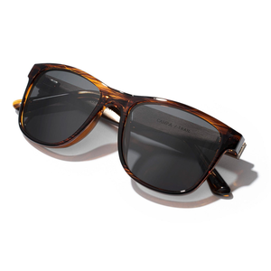 Trail Sunglasses tortoise frame and grey polarized lenses, three-quarter view