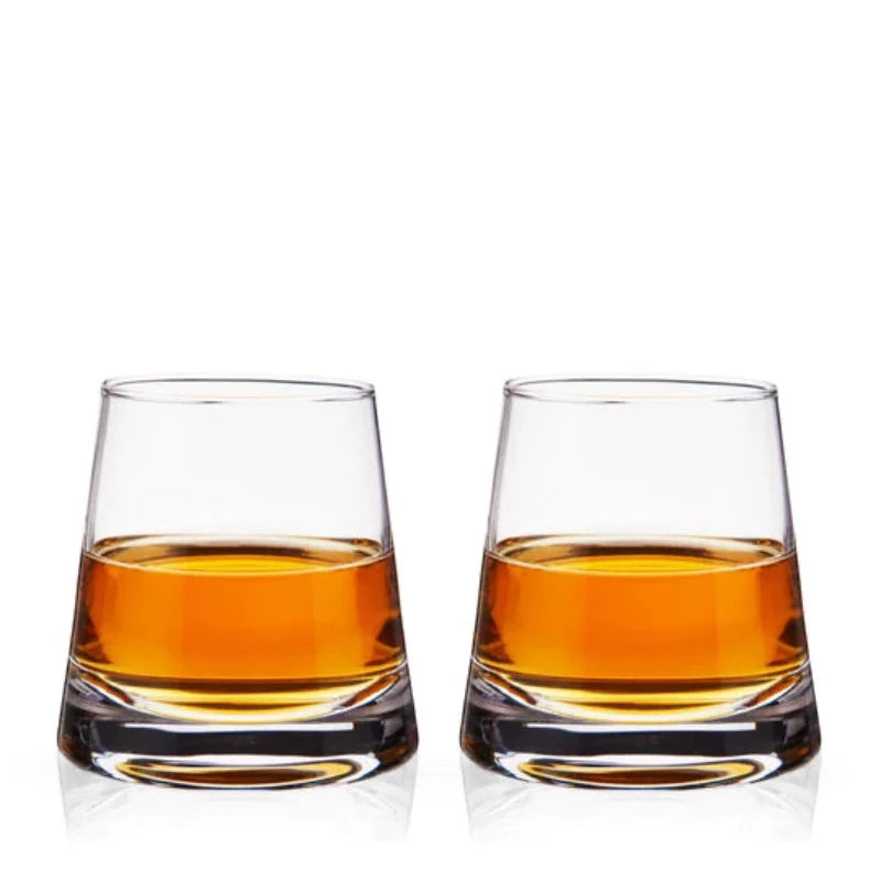 Set of 2 Burke Whiskey Glasses With Whiskey inside