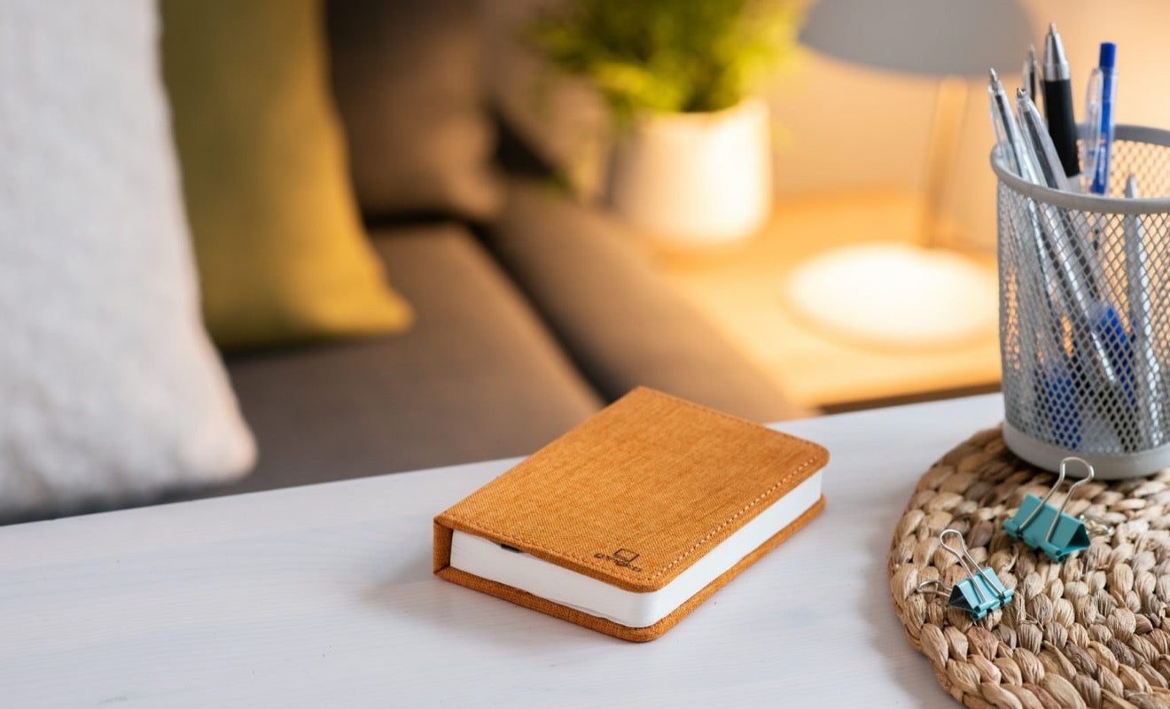 Linen Fabric Smart Book Lamp